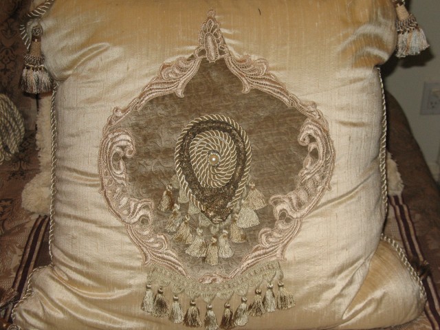 Cream silk/Taupe/SOLD